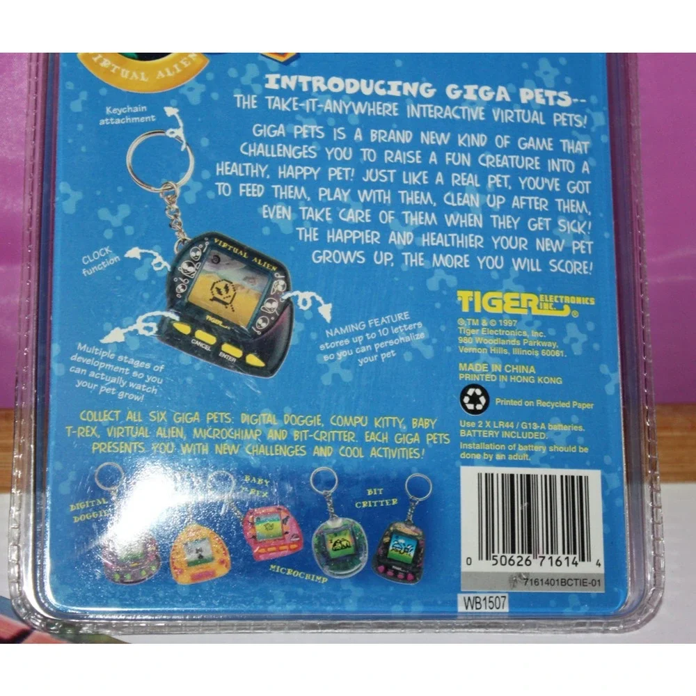 Tiger Electronics Giga Pets Virtual Alien Vintage Interactive Toy 1997 Sealed